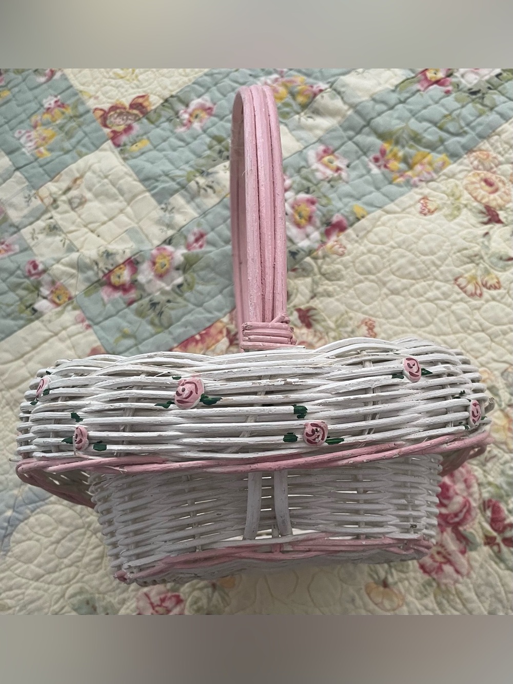 Pink & White Wicker Handbag with Rose Accents